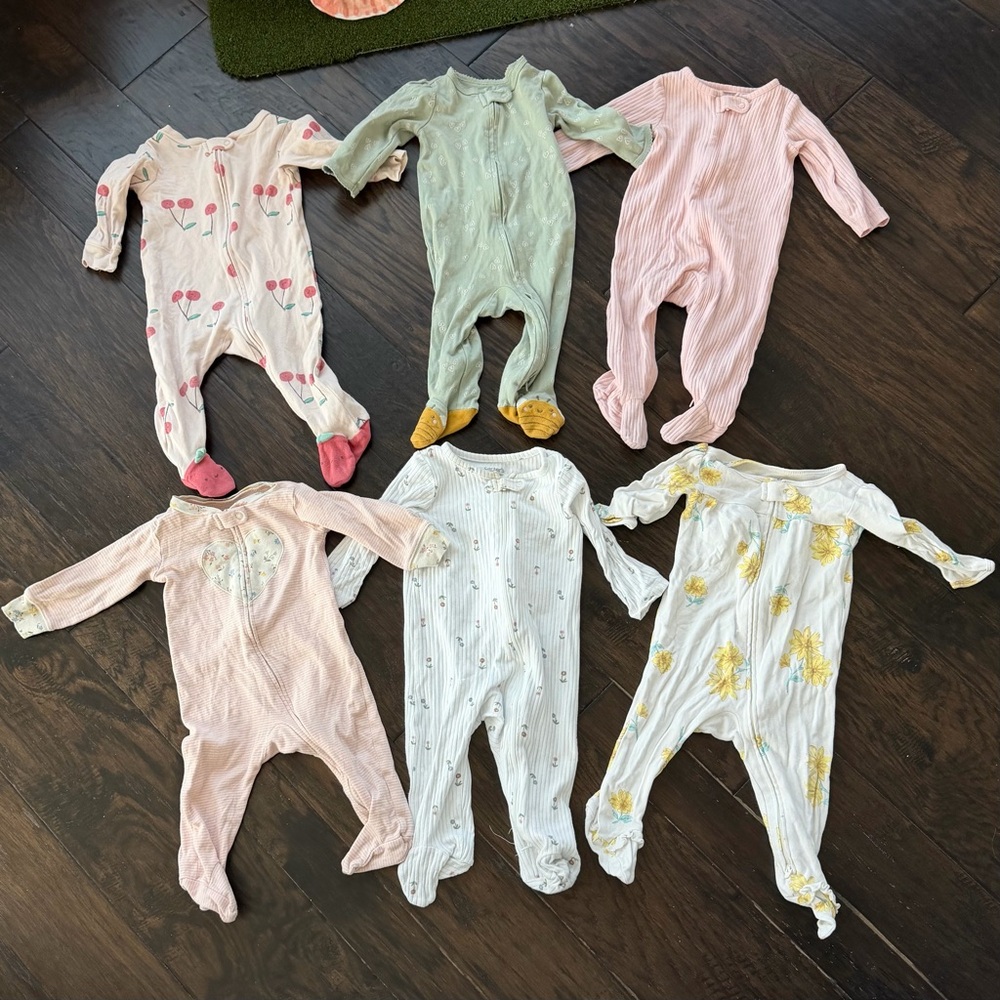 Carter’s baby footie pajamas bundle